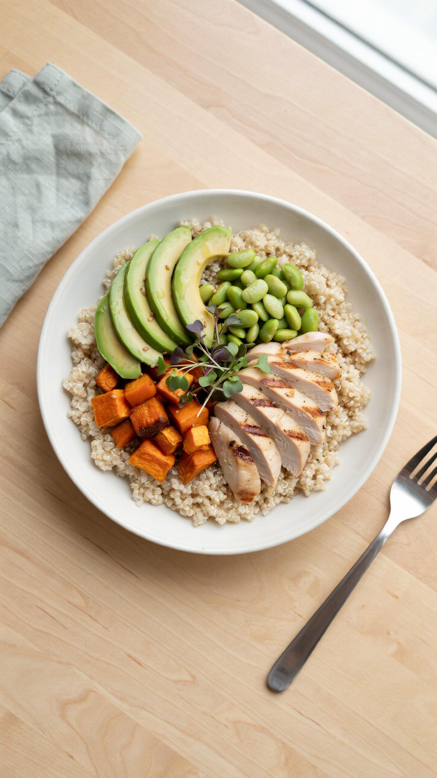 The Minimalists Guide To Protein Bowls