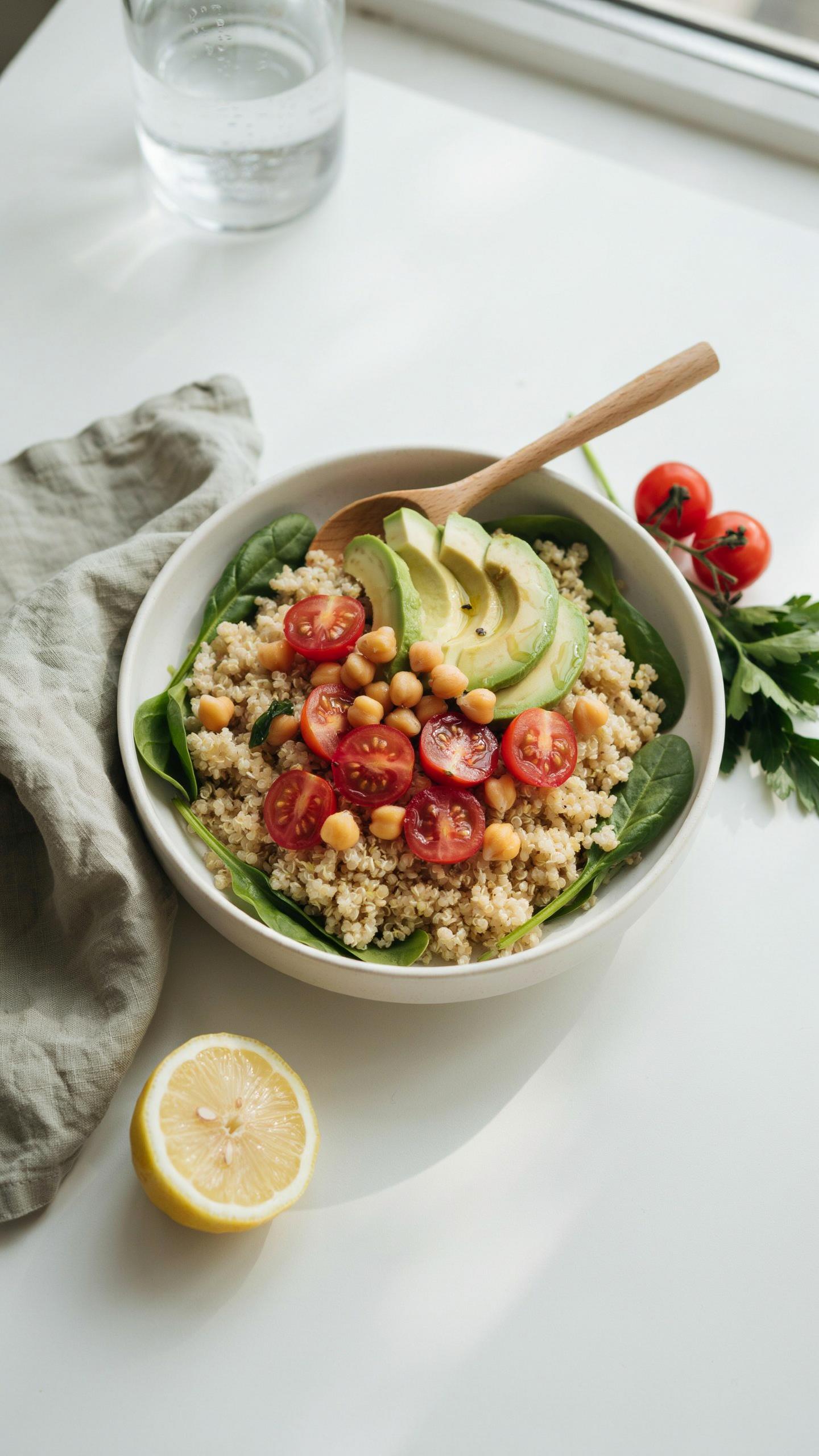 The Minimalist Lunch Principle Healthy Bowls For Maximum Gain